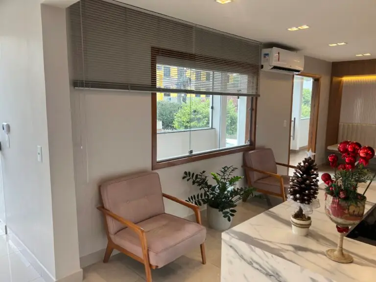 Estrutura moderna da Clínica Pensar Saúde Muriaé - Sala 3